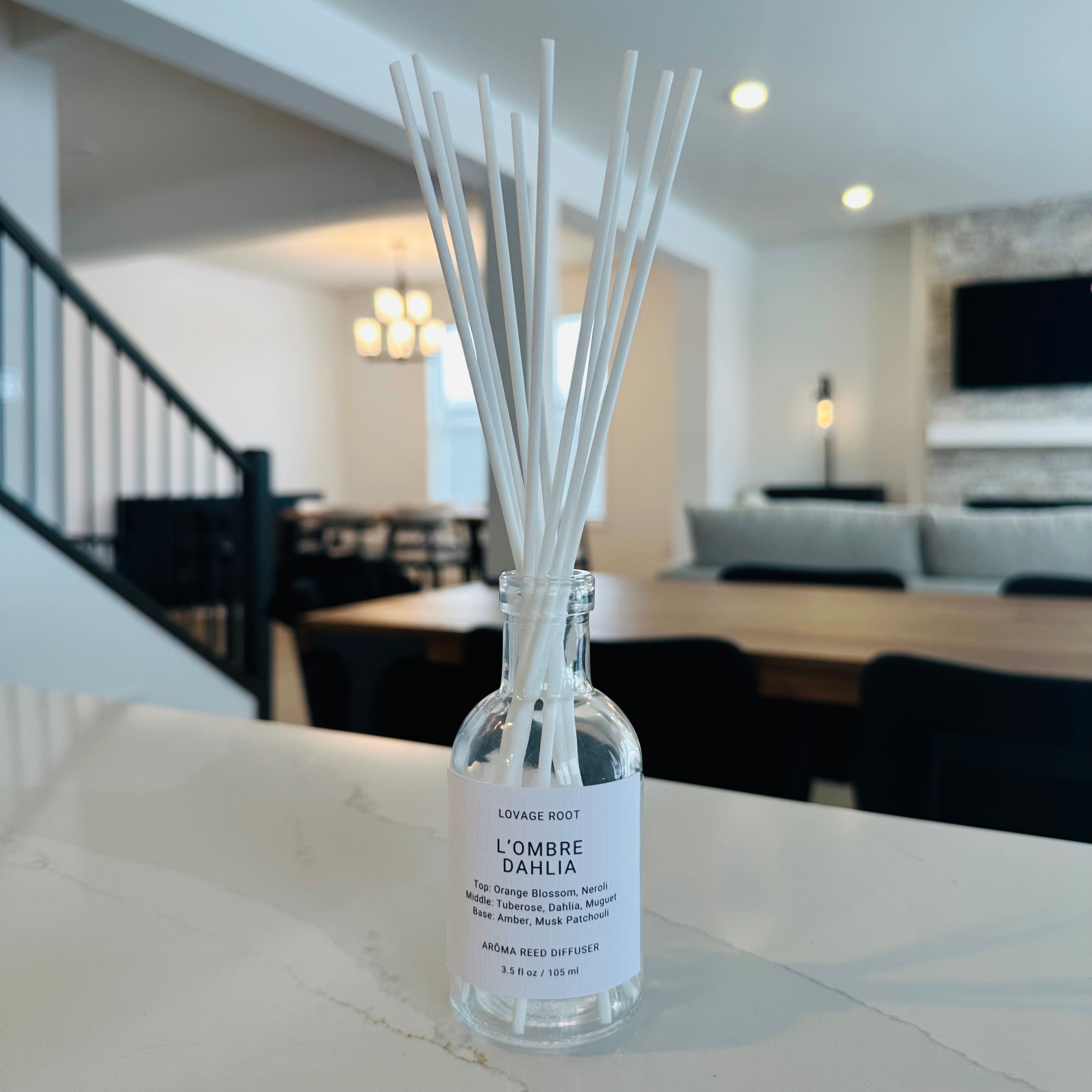 Arōma Reed Diffuser-Black Santal